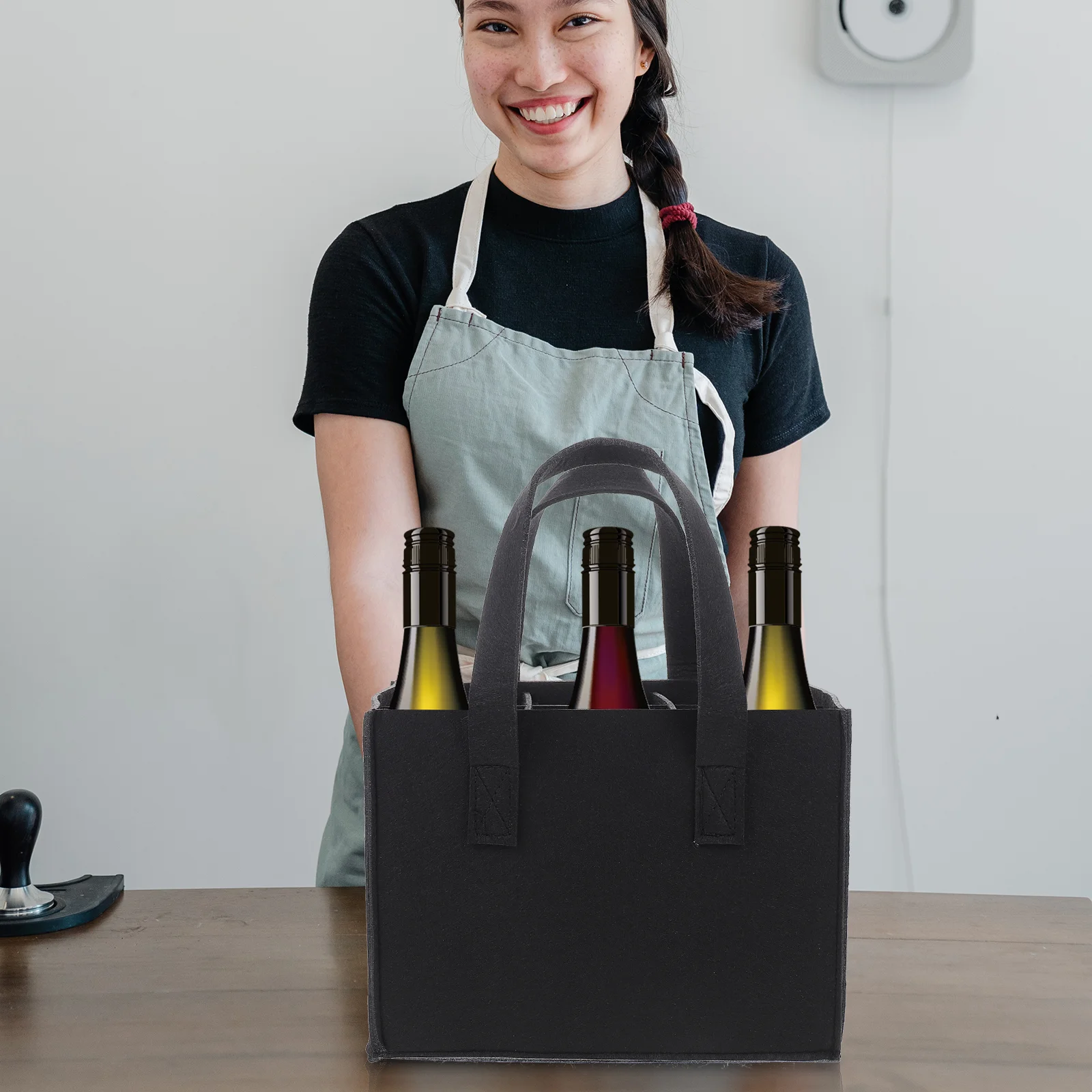 6 Bottles Bag Red Storage Portable Red Bottle Storage Bag Tote Carrier Reusable Felt Thick Kitchen Bar Tool
6 Bottles Bag Red Storage Portable Red Bottle Storage Bag Tote Carrier Reusable Felt Thick Kitchen Bar Tool