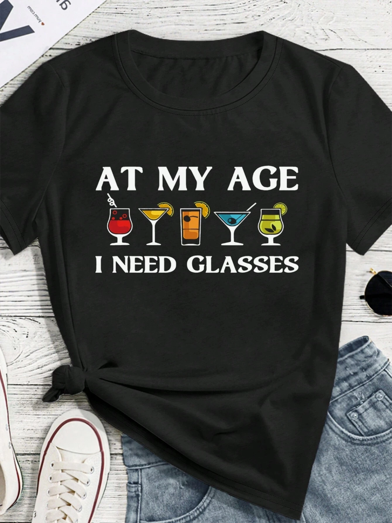 Плюс размер SHEIN LUNE модные минималистичные винные бокалы с принтом повседневная футболка с короткими рукавами графические футболки женские топы 
Плюс размер SHEIN LUNE модные минималистичные винные бокалы с принтом повседневная футболка с короткими рукавами графические футболки женские топы