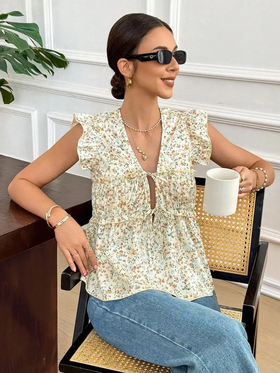 Elegant Boho Ditsy Floral Blouse For Women V-Neck Peplum Top With Drawstring Bow Casual Summer Vacation
Elegant Boho Ditsy Floral Blouse For Women V-Neck Peplum Top With Drawstring Bow Casual Summer Vacation
