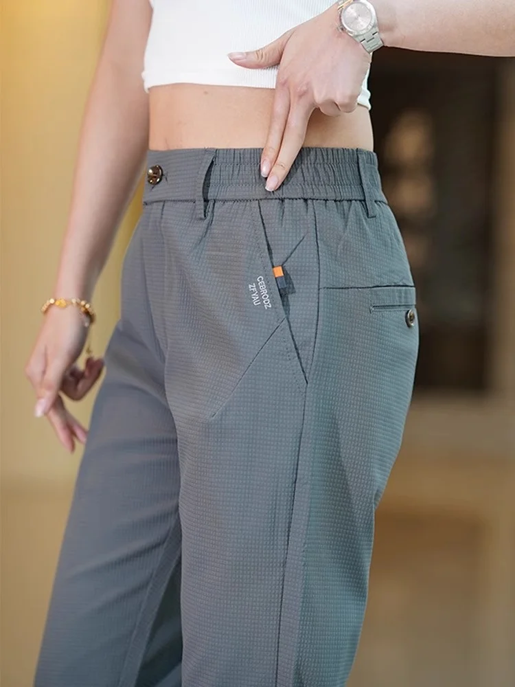 High-End Ice Silk Men's Casual Pants Summer Thin Straight Leg Quick Dry Sport Long Trousers Fashionable Urban Style Polyester...
High-End Ice Silk Men's Casual Pants Summer Thin Straight Leg Quick Dry Sport Long Trousers Fashionable Urban Style Polyester...