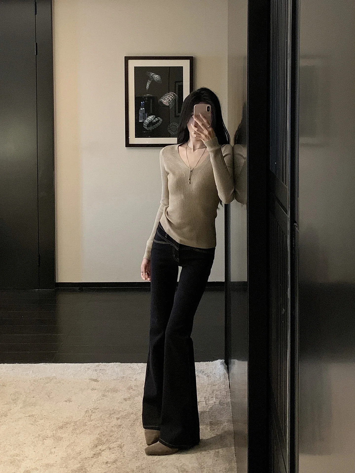 Женские теплые зимние джинсы Bla Slimming Micro Flared Fce из денима с широкими штанинами и высокой талией, винтажные, глубокого цвета
Женские теплые зимние джинсы Bla Slimming Micro Flared Fce из денима с широкими штанинами и высокой талией, винтажные, глубокого цвета