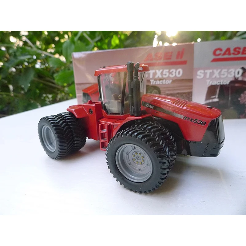 ERTL Diecast 1:64 Scale STX530 8WD Eight-wheel Twisted Waist Tractor Alloy Agricultural Car Model Souvenirs Collection Gift Show
ERTL Diecast 1:64 Scale STX530 8WD Eight-wheel Twisted Waist Tractor Alloy Agricultural Car Model Souvenirs Collection Gift Show