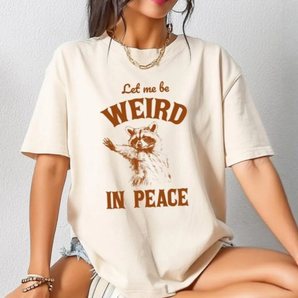Женская футболка Let Me Be Weird in Peace, забавная толстовка с изображением енота, рубашка с мемом из енота, саркастический подарок для мамы, одежда в стиле Харадзюку с круглым вырезом
Женская футболка Let Me Be Weird in Peace, забавная толстовка с изображением енота, рубашка с мемом из енота, саркастический подарок для мамы, одежда в стиле Харадзюку с круглым вырезом