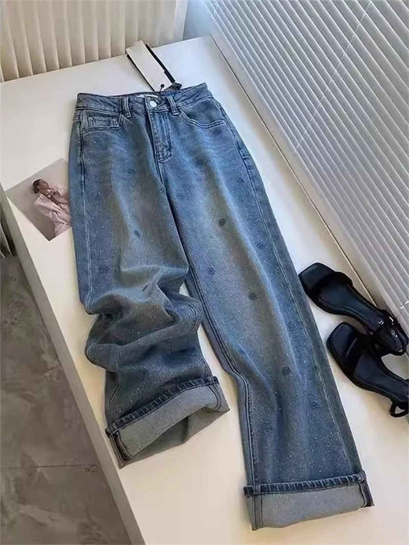 Весенне-осенний дизайн со стразами, винтажные прямые джинсы с высокой талией, уличные джинсовые брюки на молнии, женские брюки в корейском стиле
Весенне-осенний дизайн со стразами, винтажные прямые джинсы с высокой талией, уличные джинсовые брюки на молнии, женские брюки в корейском стиле