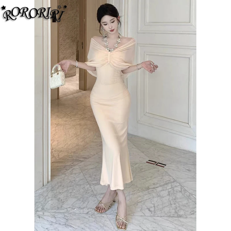 RORORIRI Diamond Chain Halter Long Dress Women Desire Mesh Spliced Stretch Slim Bodycon Mermaid Dress Vintage Evening Party Gown
RORORIRI Diamond Chain Halter Long Dress Women Desire Mesh Spliced Stretch Slim Bodycon Mermaid Dress Vintage Evening Party Gown