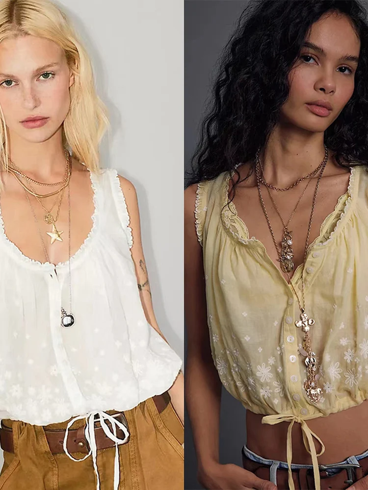 French Style Embroidered Crop Top High Waist Drawstring Tie Belt Sleeveless U-Neck Women's Shirt Cotton Material Summer 2026
French Style Embroidered Crop Top High Waist Drawstring Tie Belt Sleeveless U-Neck Women's Shirt Cotton Material Summer 2026