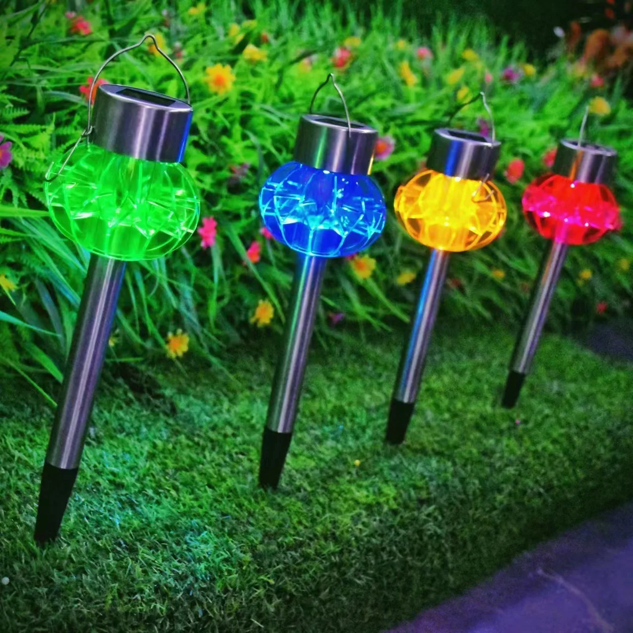 Solar light led plant flower ball lawn villa courtyard atmosphere light solar lawn light
Solar light led plant flower ball lawn villa courtyard atmosphere light solar lawn light