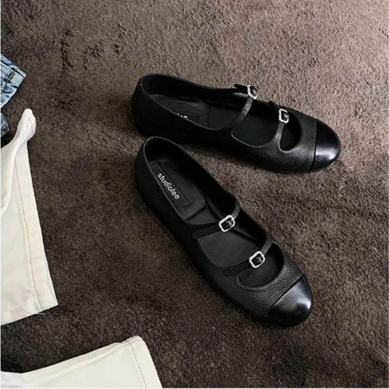 Женские туфли Мэри Джейн на плоской подошве с неглубоким носком, балетки на плоской подошве, двубортные туфли с ремешком, женские летние туфли-лодочки на низком каблуке
Женские туфли Мэри Джейн на плоской подошве с неглубоким носком, балетки на плоской подошве, двубортные туфли с ремешком, женские летние туфли-лодочки на низком каблуке