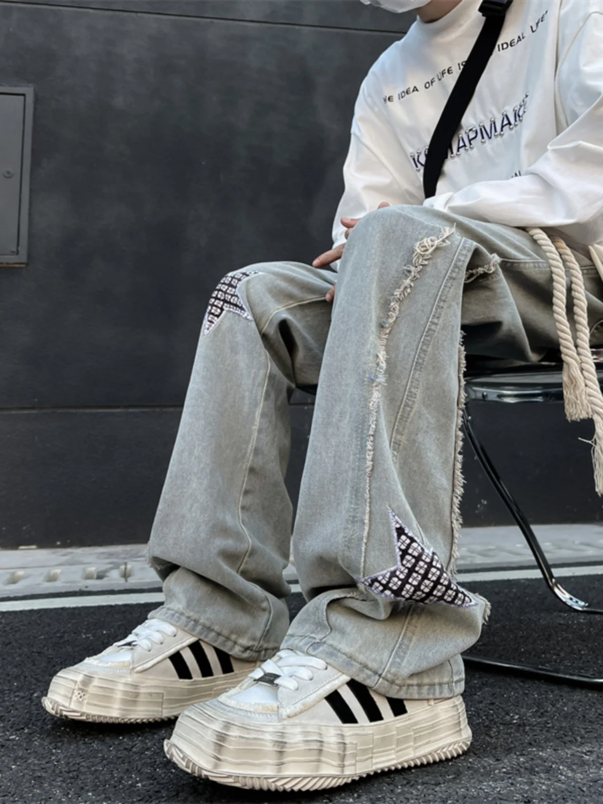 Ripped Straight Leg Men's Jeans Spring Autumn Trendy High Waist Classic Blue Distressed Denim Pants American High Street Style
Ripped Straight Leg Men's Jeans Spring Autumn Trendy High Waist Classic Blue Distressed Denim Pants American High Street Style