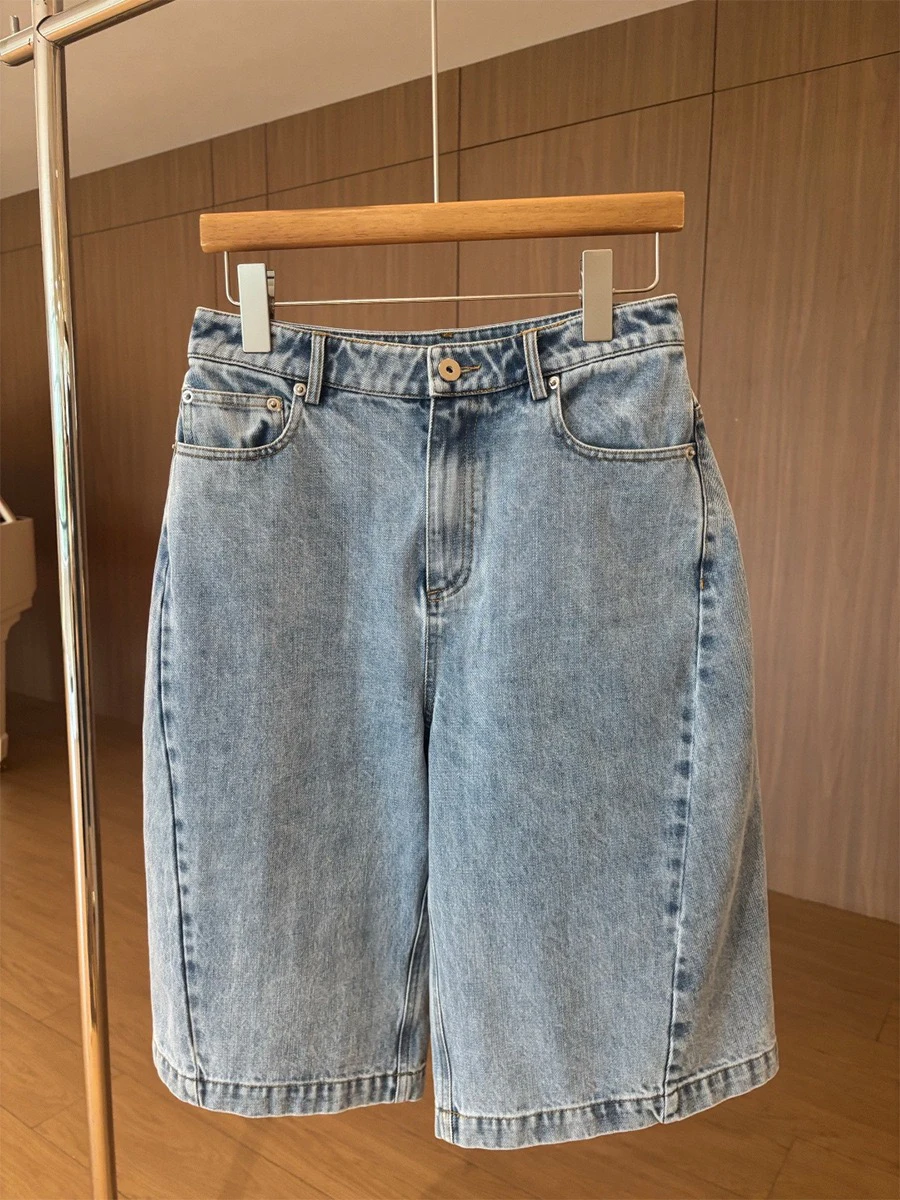 Heidd Spring Summer Casual Washed Handsome Wide Leg Jeans Mid-Pants High Waist Cotton Ladies Fashionable Classic Style
Heidd Spring Summer Casual Washed Handsome Wide Leg Jeans Mid-Pants High Waist Cotton Ladies Fashionable Classic Style