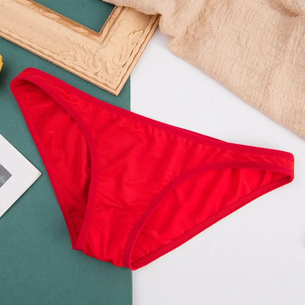 Soft Triangle Low-waist Panties Cotton Crotch Breathable Briefs for Women Comfortable Thin Milk Silk Underwear Gifts
Soft Triangle Low-waist Panties Cotton Crotch Breathable Briefs for Women Comfortable Thin Milk Silk Underwear Gifts