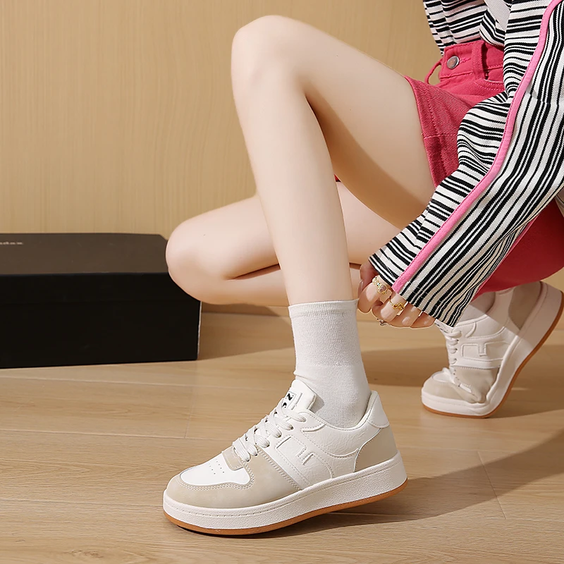 Women's Skate Shoes, Anti-Slip &Wear-Resistant, Versatile Student Sports Casual, Simple Commuting Celebrity White Sneakers
Women's Skate Shoes, Anti-Slip &Wear-Resistant, Versatile Student Sports Casual, Simple Commuting Celebrity White Sneakers