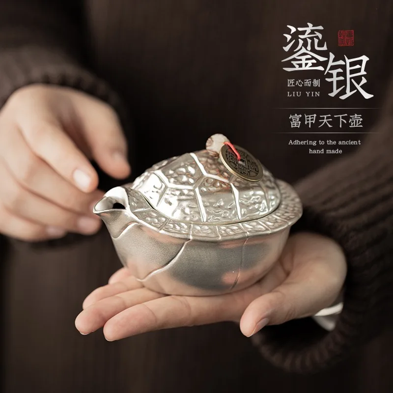 150ML Creative Hand-plated 999 Silver Rich Jiaxia Teapot Household Retro Ceramic Kung Fu TeaSet Small Tea Brewer Kettle Gift Box
150ML Creative Hand-plated 999 Silver Rich Jiaxia Teapot Household Retro Ceramic Kung Fu TeaSet Small Tea Brewer Kettle Gift Box