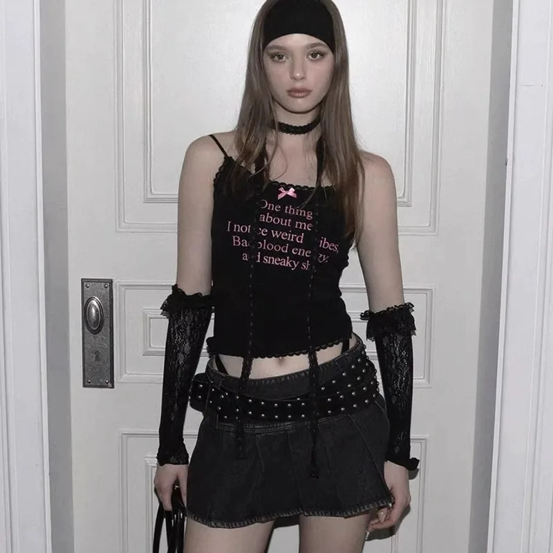 Badblood Sweatshirt 2025 Korea Vest Camisole Women Printed Sweet Spicy Bow Lace Trim Pure Desire Top
Badblood Sweatshirt 2025 Korea Vest Camisole Women Printed Sweet Spicy Bow Lace Trim Pure Desire Top