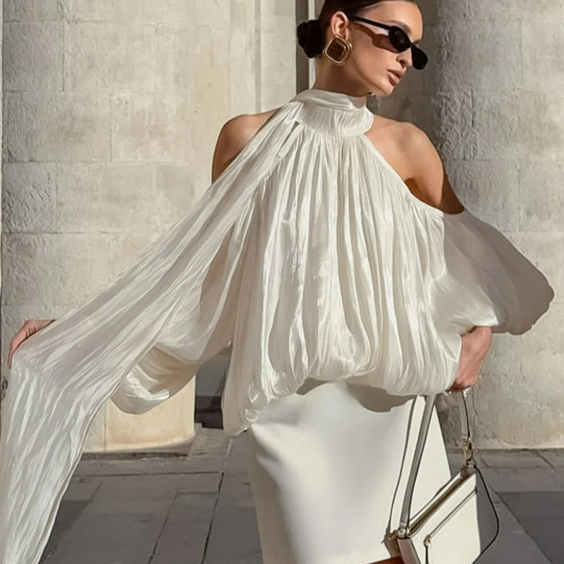 Spring 2026 New Fashionable French Gentle Halter Neck Flowing Collar Long-sleeved Off-the-shoulder Top Women Silver Thread Shirt
Spring 2026 New Fashionable French Gentle Halter Neck Flowing Collar Long-sleeved Off-the-shoulder Top Women Silver Thread Shirt