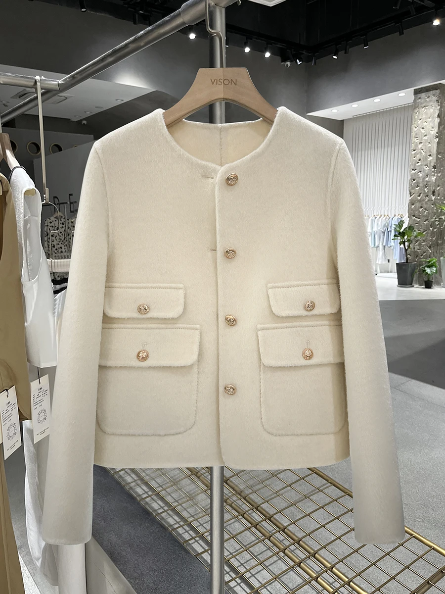 Шерстяное пальто из 90% шерсти, женское двустороннее твидовое пальто, осенне-зимняя новинка, корейский дизайн, с пуговицами, сенсационная модель
Шерстяное пальто из 90% шерсти, женское двустороннее твидовое пальто, осенне-зимняя новинка, корейский дизайн, с пуговицами, сенсационная модель