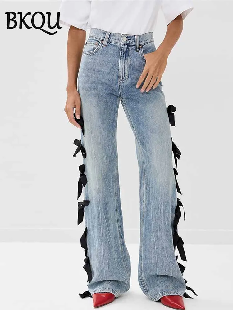 BKQU Y2K Baggy Jeans for Women Side Bow Splicing High Waist Blue Washed Straight Denim Pants Spice Girls 2025 Fashion Streetwear
BKQU Y2K Baggy Jeans for Women Side Bow Splicing High Waist Blue Washed Straight Denim Pants Spice Girls 2025 Fashion Streetwear