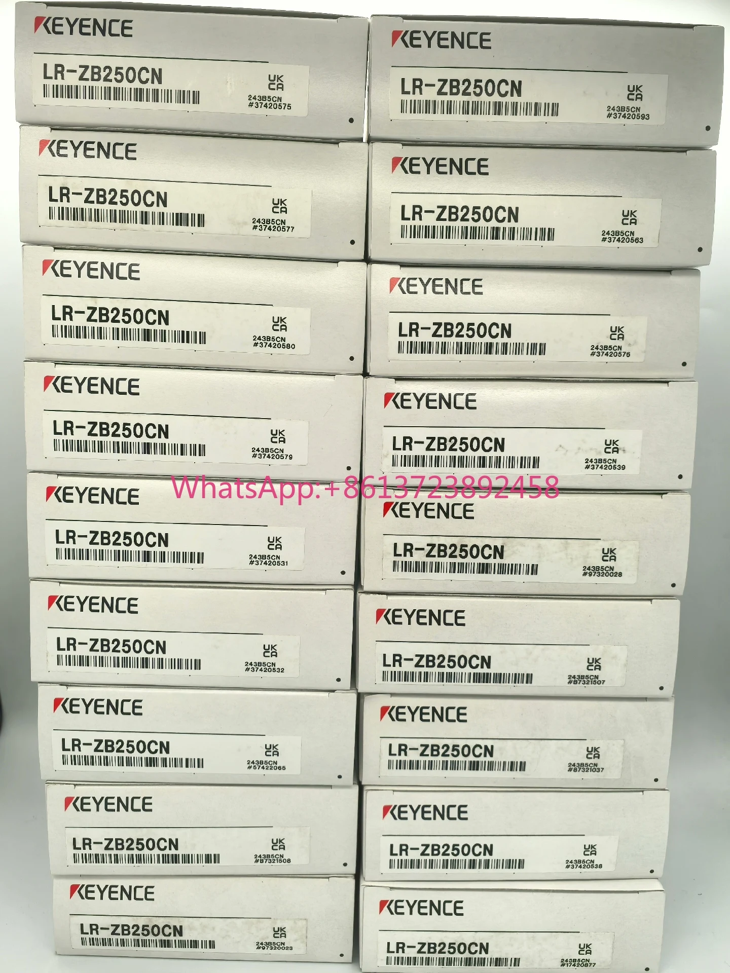 KEYENCE LR-ZB250CN laser sensor, new original
KEYENCE LR-ZB250CN laser sensor, new original