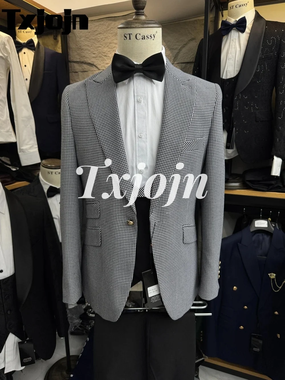High Quality Houndstooth Men's Suit Set 3PCS 2025 Formal Single Button Men's Office Suit Groom Groomsmen Wedding Suit Customized
High Quality Houndstooth Men's Suit Set 3PCS 2025 Formal Single Button Men's Office Suit Groom Groomsmen Wedding Suit Customized