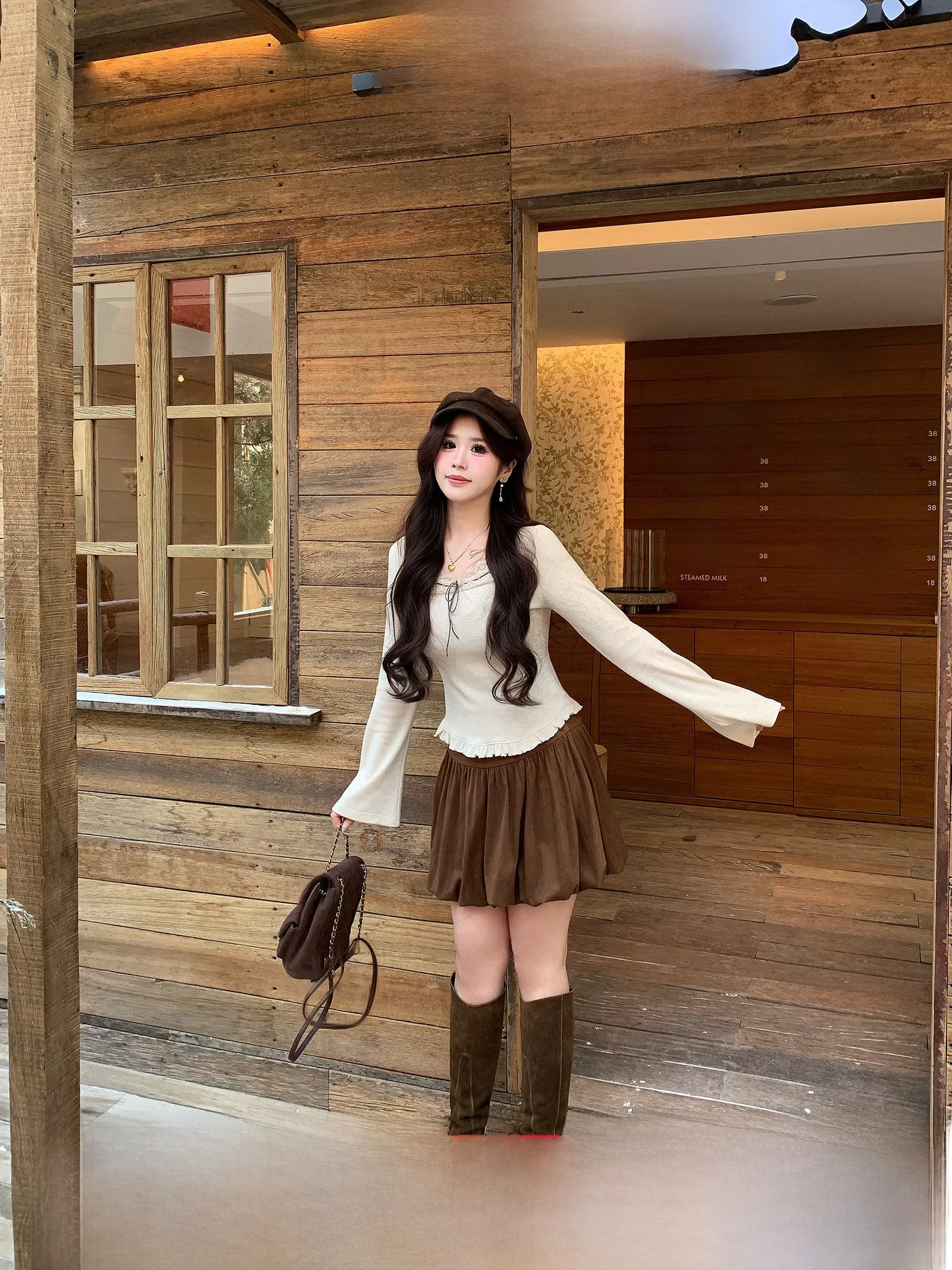 Li Xiaolong Women's Knitted Lace T-shirt Skirt Set Autumn Winter Casual Style Midi Skirt Long Sleeve round Neck Top
Li Xiaolong Women's Knitted Lace T-shirt Skirt Set Autumn Winter Casual Style Midi Skirt Long Sleeve round Neck Top