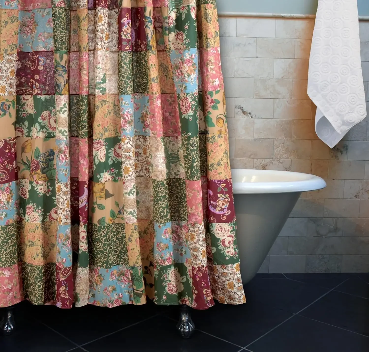 Vintage-style cotton patchwork shower curtain, 72 by 72 inches, handmade authentic design
Vintage-style cotton patchwork shower curtain, 72 by 72 inches, handmade authentic design