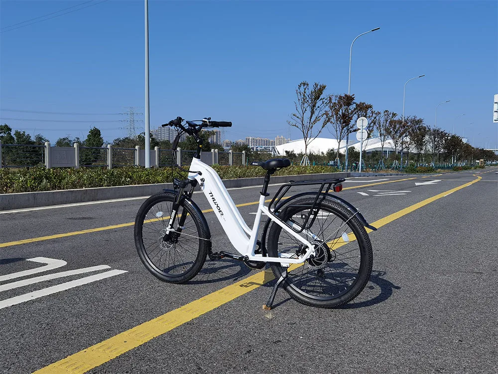 Adult Electric Bicycle With Bafang Motor 48V 500W Hidden Battery City Commuting Electric Bike
Adult Electric Bicycle With Bafang Motor 48V 500W Hidden Battery City Commuting Electric Bike