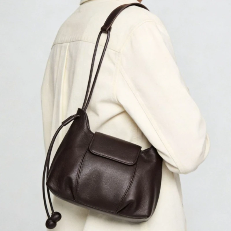 2026 New Retro Women's Top Cowhide Leather Bag Soft High-End Shoulder Crossbody Purse Elegant Daily Сумка Женская
2026 New Retro Women's Top Cowhide Leather Bag Soft High-End Shoulder Crossbody Purse Elegant Daily Сумка Женская