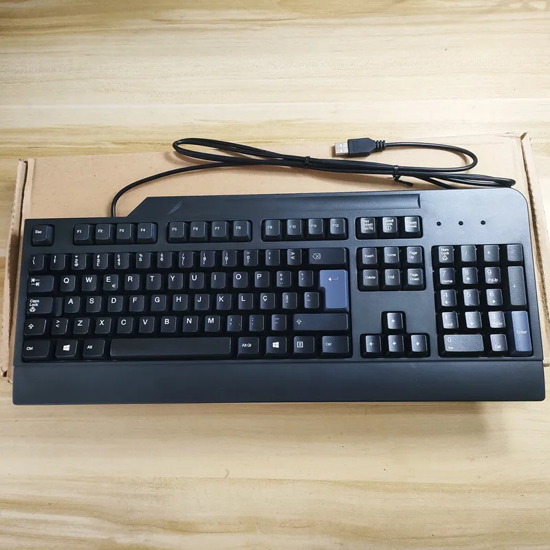 Portuguese layout USB keyboard For Lenovo KU0225 Laptop Desktop Computer keyboard
Portuguese layout USB keyboard For Lenovo KU0225 Laptop Desktop Computer keyboard