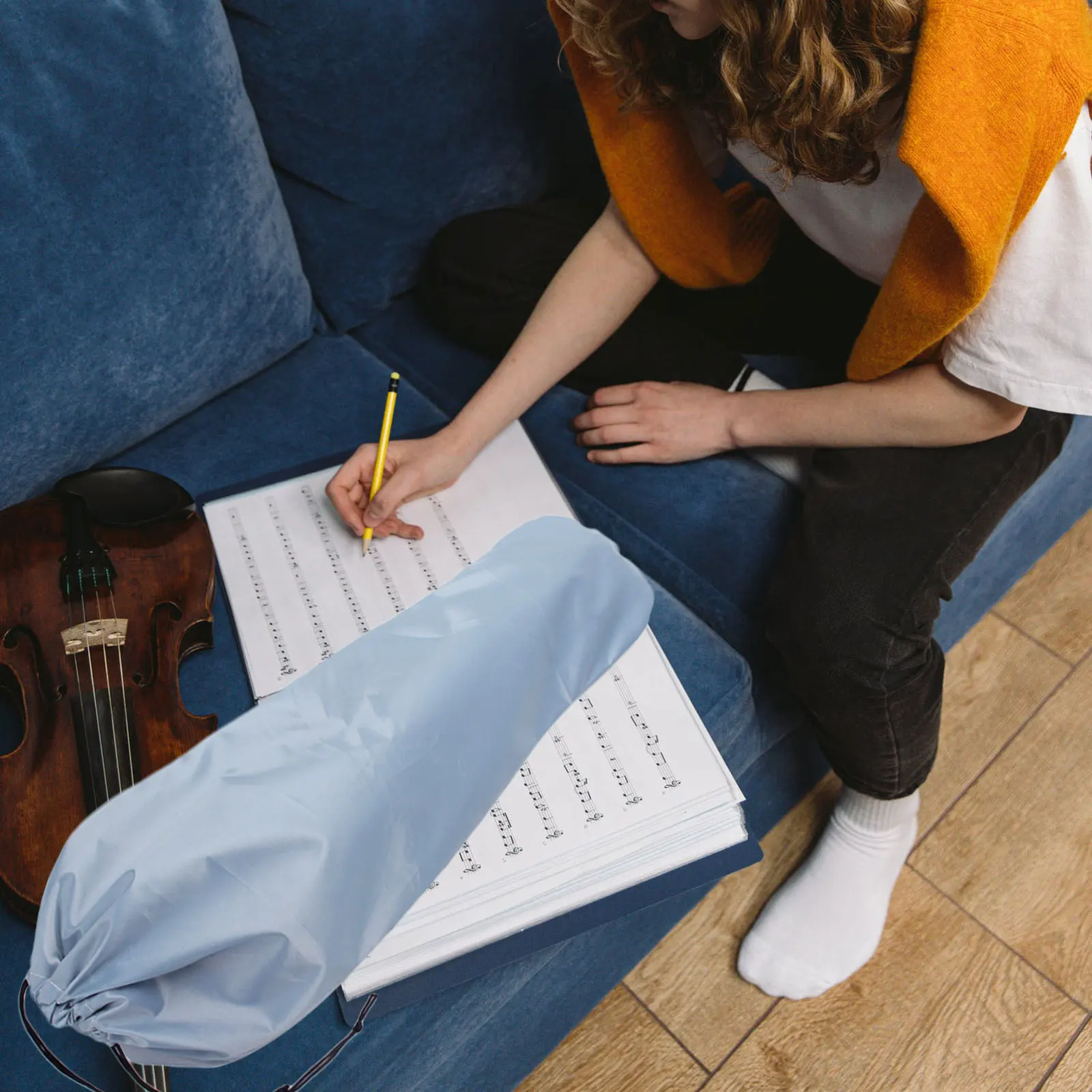 1Pcs Silk Violin Cover Thickened Dirt Resistant Protector for Violin Smooth Comfortable Fit Perfect Decoration Accessory
1Pcs Silk Violin Cover Thickened Dirt Resistant Protector for Violin Smooth Comfortable Fit Perfect Decoration Accessory