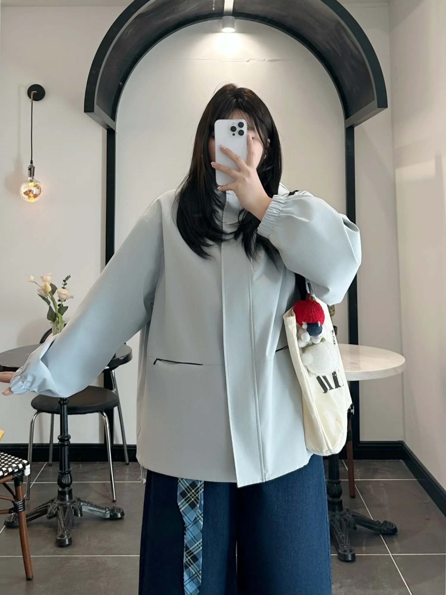 Loose Short Outdoor Jacket for plus Size Women Spring New Style Versatile Fashionable Hooded Coat Thick Sister Casual Commute
Loose Short Outdoor Jacket for plus Size Women Spring New Style Versatile Fashionable Hooded Coat Thick Sister Casual Commute