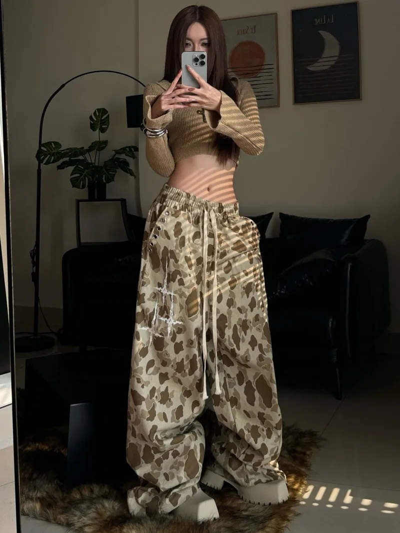 American Hot Girl Street Hip Hop Camouflage Pants Women's Drawstring Elastic Waist Loose Wide Leg Casual Pants Female Clothing
American Hot Girl Street Hip Hop Camouflage Pants Women's Drawstring Elastic Waist Loose Wide Leg Casual Pants Female Clothing