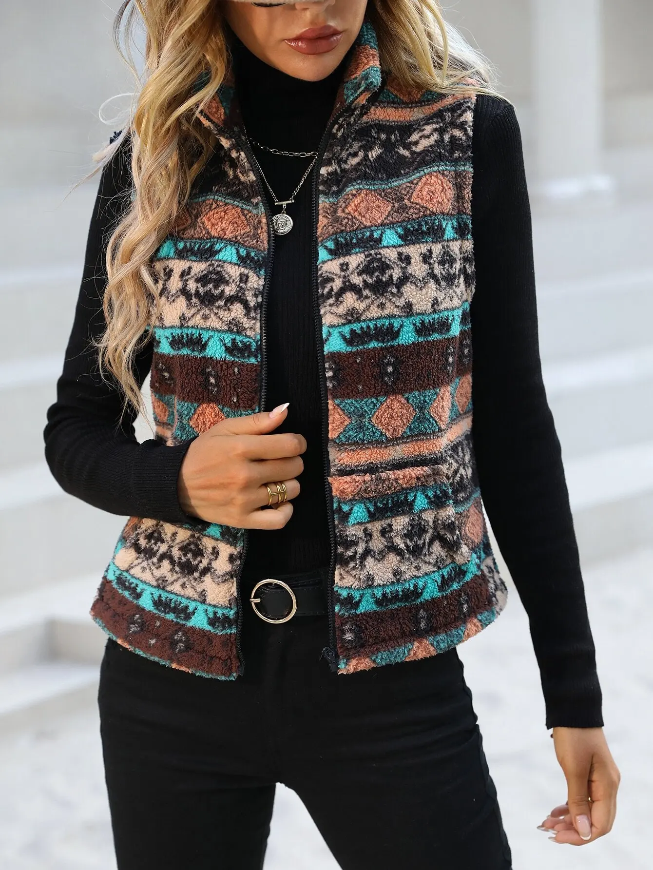 Женский флисовый жилет на молнии EMERY ROSE с геометрическим узором, теплая верхняя одежда с этническим принтом
Женский флисовый жилет на молнии EMERY ROSE с геометрическим узором, теплая верхняя одежда с этническим принтом