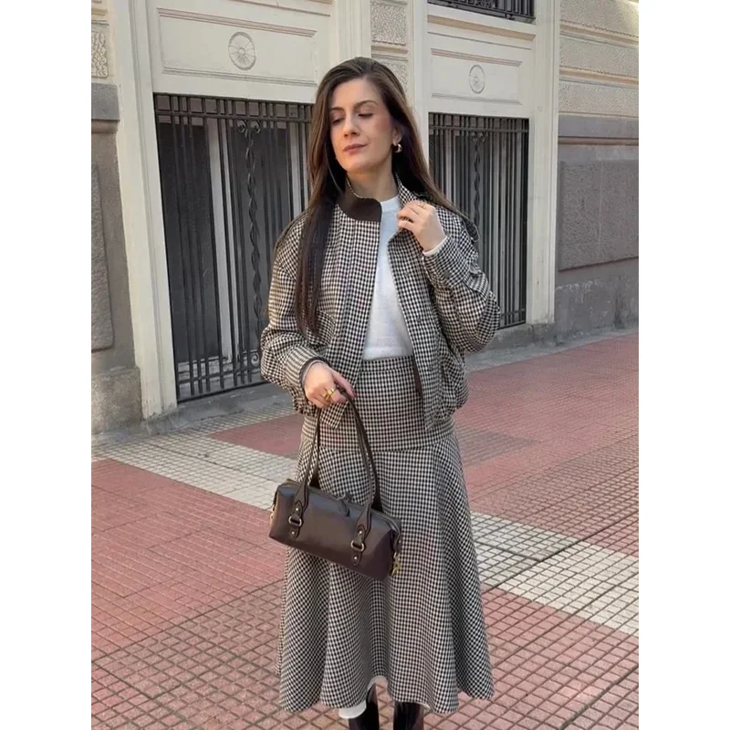 Women Black White Gingham Two-piece Set Elegant Oversized Pocket Shirt Midi Skirt Sets Parisian Fashion Style Outfit Suits
Women Black White Gingham Two-piece Set Elegant Oversized Pocket Shirt Midi Skirt Sets Parisian Fashion Style Outfit Suits