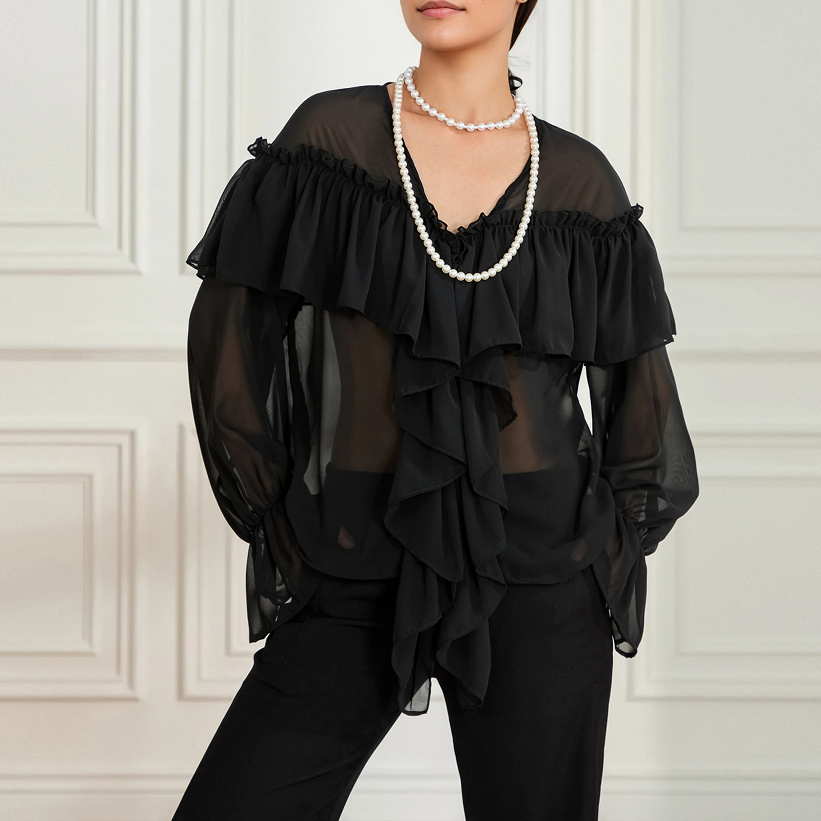 2025 Women's Chiffon V-Neck Blouse Spring Summer Flounce Lantern Sleeve See Through Ruffle Shirt Elegant Loose Top Commute Wear
2025 Women's Chiffon V-Neck Blouse Spring Summer Flounce Lantern Sleeve See Through Ruffle Shirt Elegant Loose Top Commute Wear