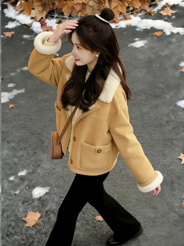 Женская модная зимняя куртка с меховым воротником ягненка, повседневная теплая верхняя одежда в стиле пэчворк, пальто с воротником-стойкой
Женская модная зимняя куртка с меховым воротником ягненка, повседневная теплая верхняя одежда в стиле пэчворк, пальто с воротником-стойкой