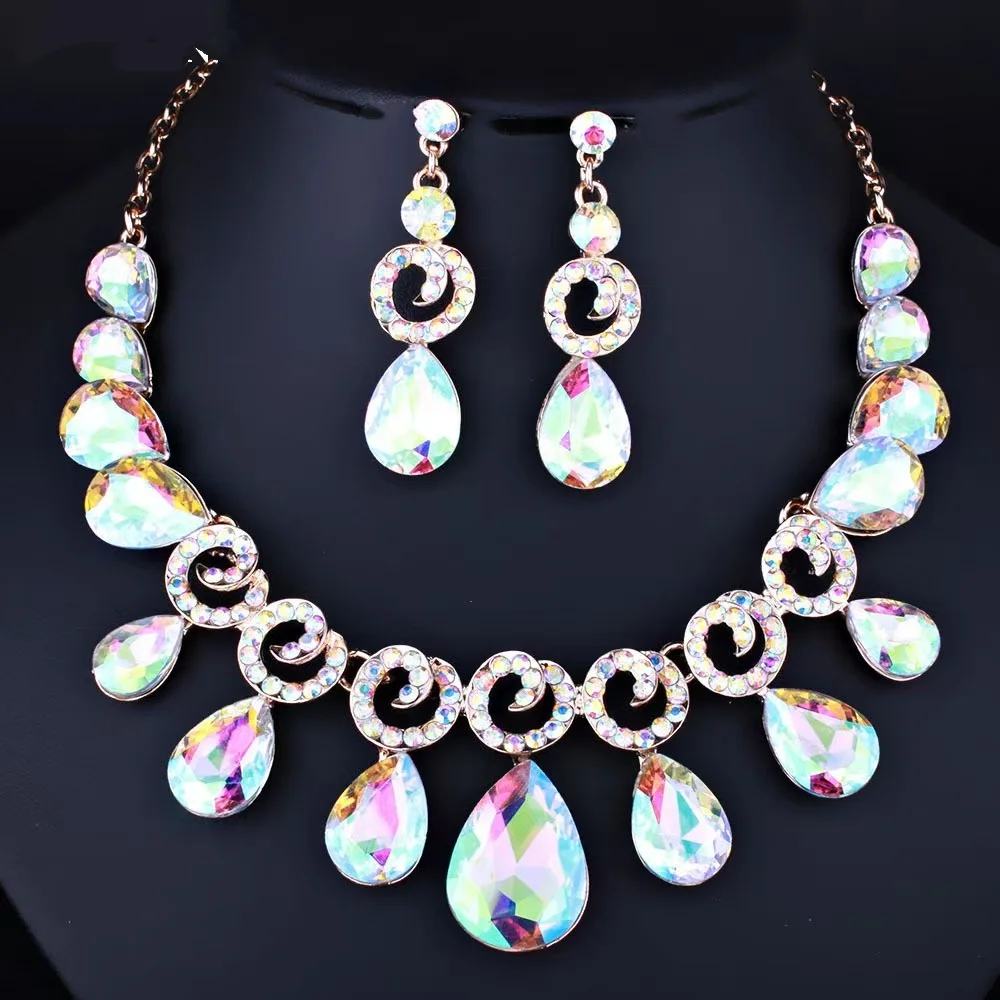 A Set Of Crystal Drop Earrings As A Pair - A ladies' Full-Diamond Wedding Jewelry Set With Multiple Options Available
A Set Of Crystal Drop Earrings As A Pair - A ladies' Full-Diamond Wedding Jewelry Set With Multiple Options Available