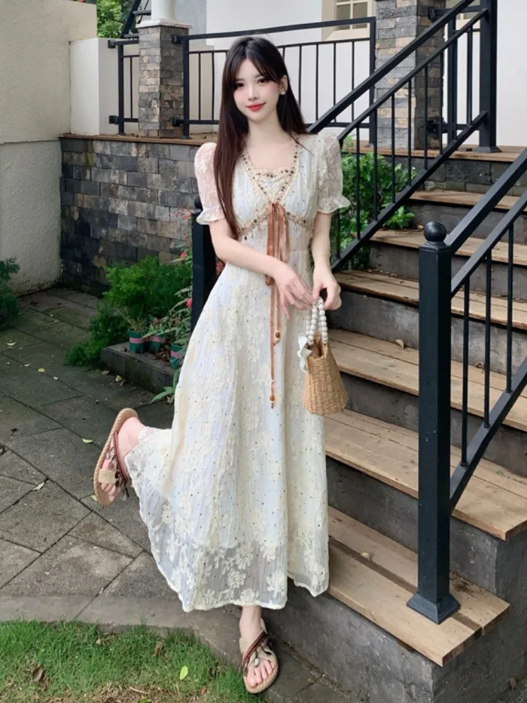 plus Size Summer New Korean Style Lace V-neck Dress Women Fairy Waist-cinching Slimming Long Dress Casual Breathable Short Sl...
plus Size Summer New Korean Style Lace V-neck Dress Women Fairy Waist-cinching Slimming Long Dress Casual Breathable Short Sl...