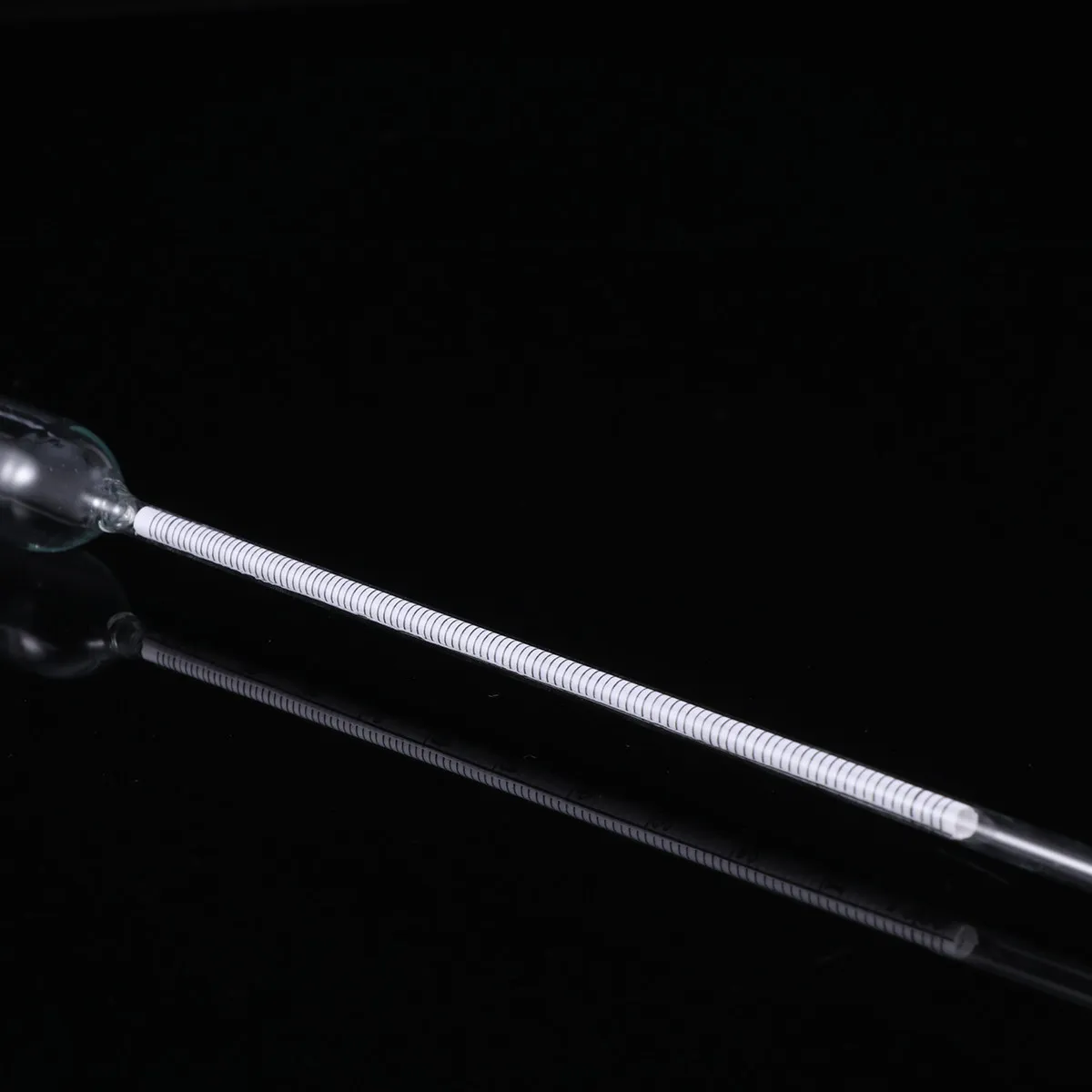 2Pcs Floating Glass Hydrometer Densitometer Accurate Specific Gravity Temperature Testing for Aquarium Fish Tank
2Pcs Floating Glass Hydrometer Densitometer Accurate Specific Gravity Temperature Testing for Aquarium Fish Tank