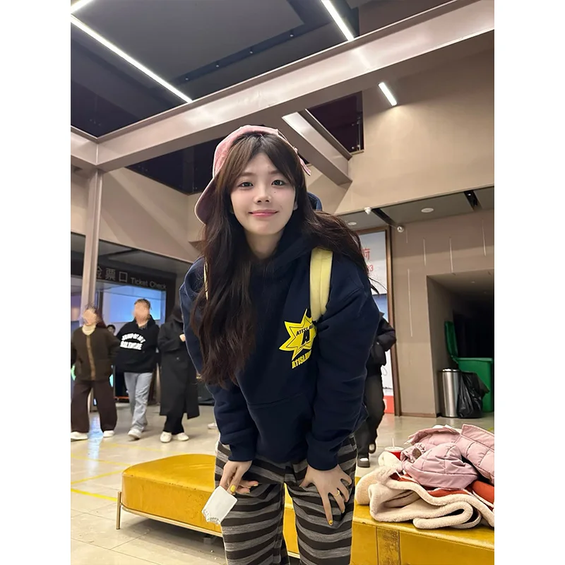 Oversize Loose Couple High Street Hoodie Women's Spring Autumn New Style Blue American Trendy Sweatshirt Long Sleeve Commute ...
Oversize Loose Couple High Street Hoodie Women's Spring Autumn New Style Blue American Trendy Sweatshirt Long Sleeve Commute ...