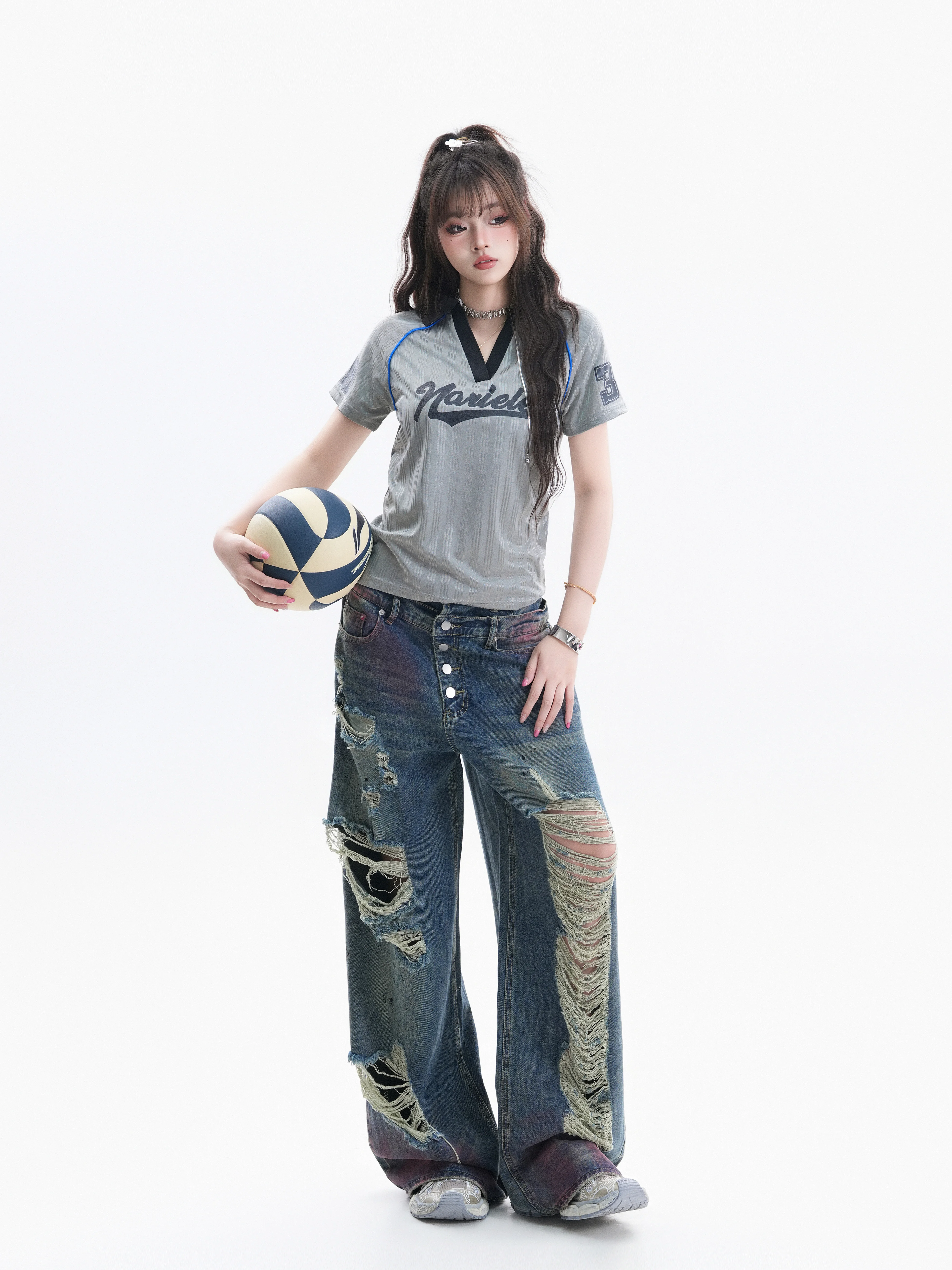 Slim Fit V-Neck Baseball Style Short Sleeve T-Shirt Women's Summer Fashion Casual Polyester Fiber Short Length Letter Pattern
Slim Fit V-Neck Baseball Style Short Sleeve T-Shirt Women's Summer Fashion Casual Polyester Fiber Short Length Letter Pattern