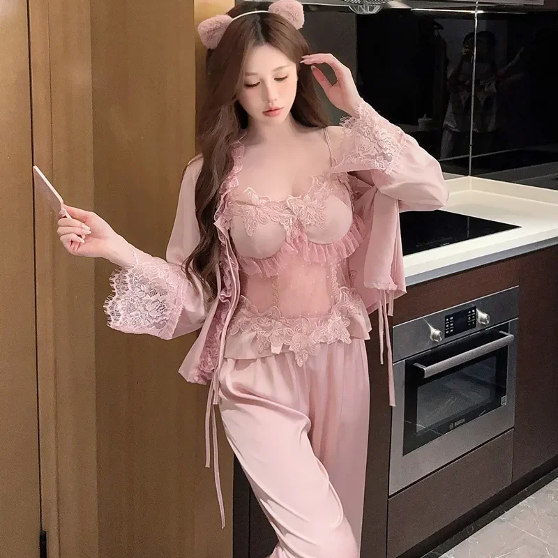 Весенне-осенний женский пижамный комплект из 3 предметов, сексуальный вискоза в стиле пэчворк, кружевная одежда для сна, интимное белье, свободный розовый пижамный костюм, домашняя одежда 
Весенне-осенний женский пижамный комплект из 3 предметов, сексуальный вискоза в стиле пэчворк, кружевная одежда для сна, интимное белье, свободный розовый пижамный костюм, домашняя одежда