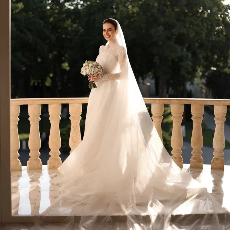 Elegant Wedding Dresses High Neck Long Sleeve A-Line Sweep Train Lace Bride Gown Customized فساتين حفلات الزفاف
Elegant Wedding Dresses High Neck Long Sleeve A-Line Sweep Train Lace Bride Gown Customized فساتين حفلات الزفاف