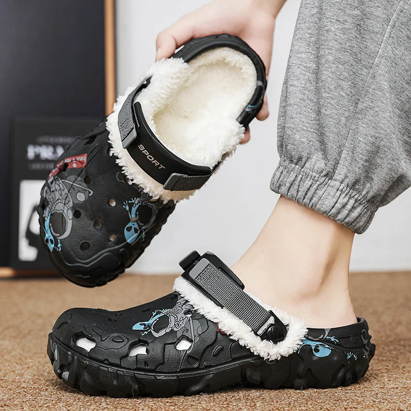 Зимние мужские тапочки, теплые плюшевые тапочки, мягкая домашняя хлопковая обувь, повседневные уличные удобные плюшевые тапочки.
Зимние мужские тапочки, теплые плюшевые тапочки, мягкая домашняя хлопковая обувь, повседневные уличные удобные плюшевые тапочки.