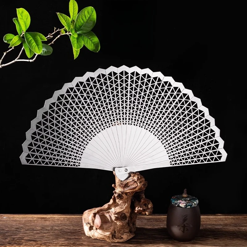 Kung Fu Fan Tai Chi Fan Portable Metal Stainless Steel Folding Fan Martial Arts Training Supplies
Kung Fu Fan Tai Chi Fan Portable Metal Stainless Steel Folding Fan Martial Arts Training Supplies