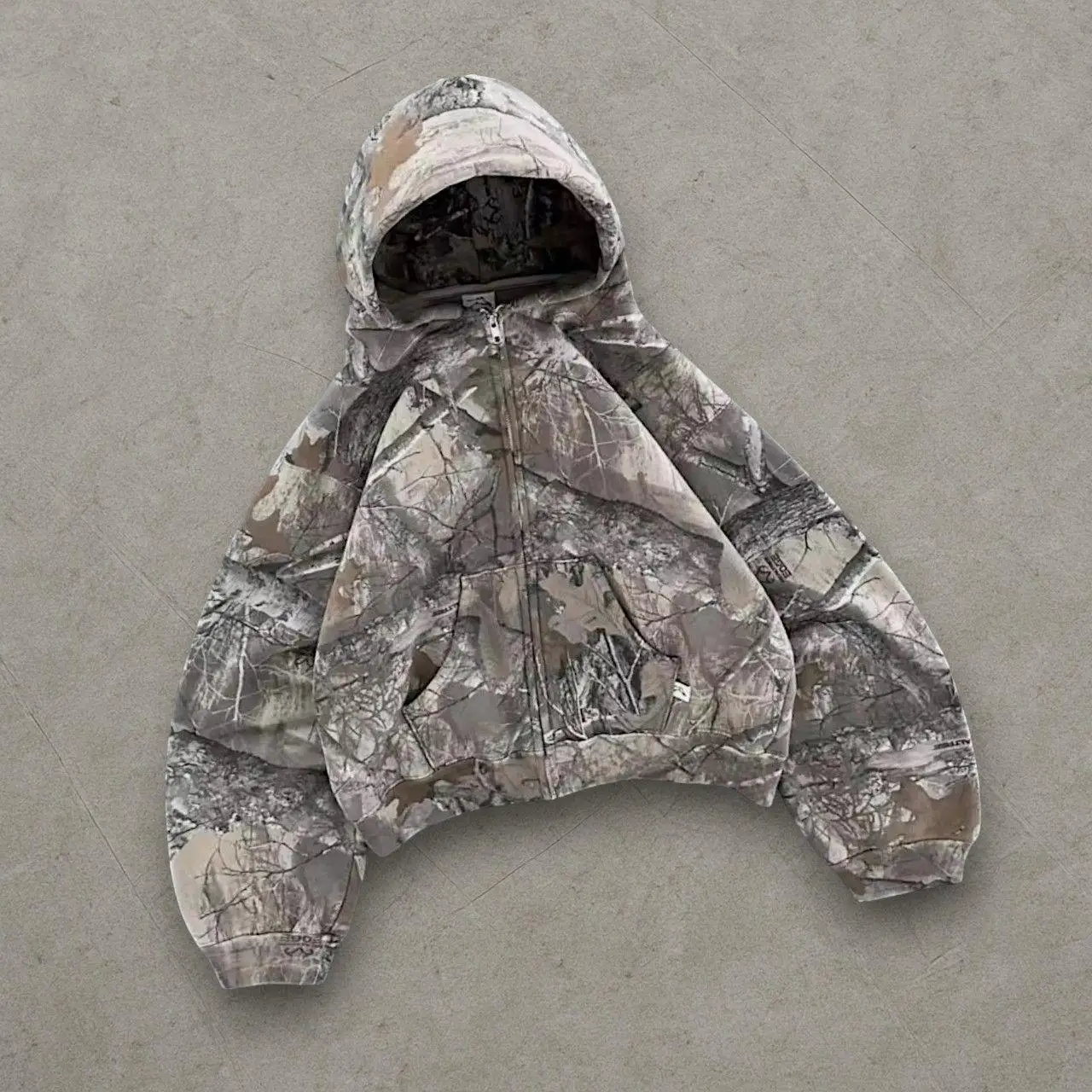 Classic Camo Street Zipper Women Camo Pattern Hoodie Y2K Harajuku Sports Shirt Fashion Casual Top Men and Women Clothing
Classic Camo Street Zipper Women Camo Pattern Hoodie Y2K Harajuku Sports Shirt Fashion Casual Top Men and Women Clothing