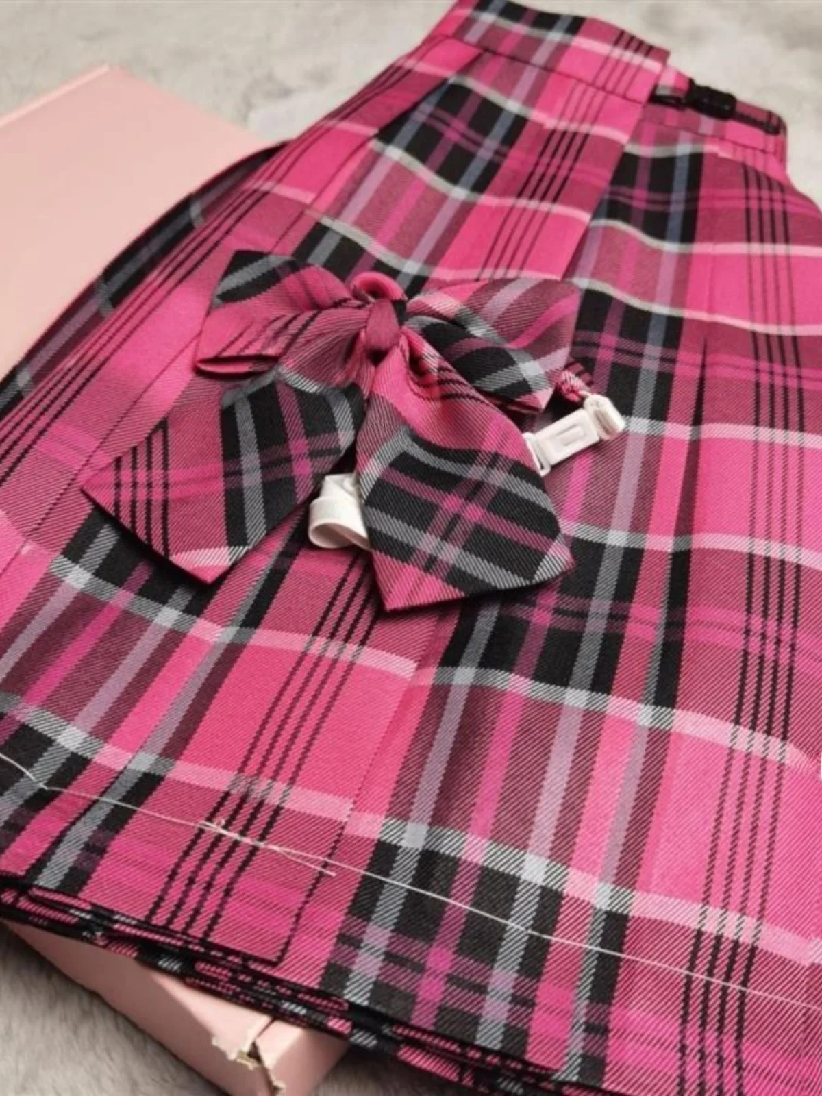 plus Size Academy Style Plaid Skirt Spring Summer Fashion Set Student Uniform Work Outfit Fat Girls 200 Pounds
plus Size Academy Style Plaid Skirt Spring Summer Fashion Set Student Uniform Work Outfit Fat Girls 200 Pounds