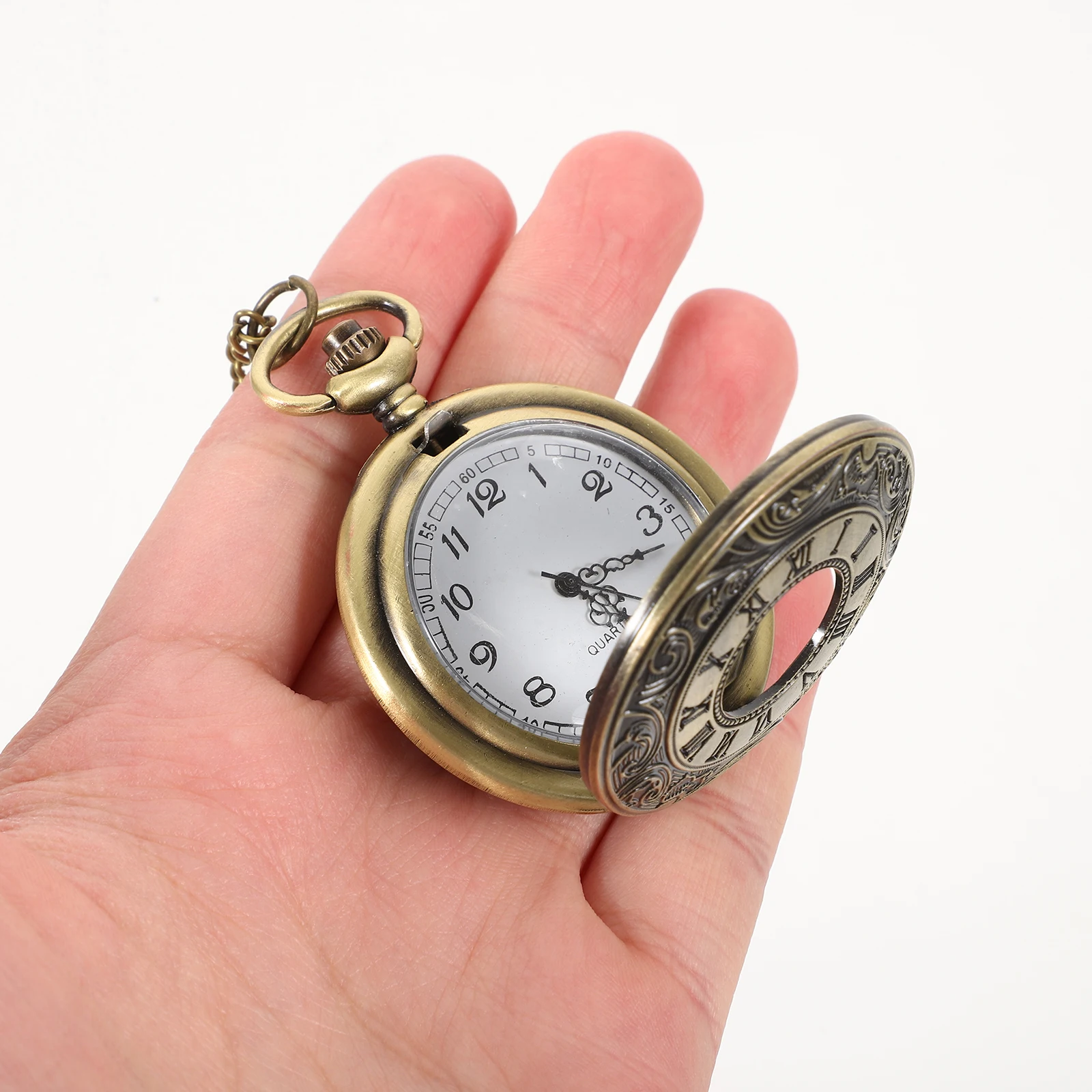 Retro Pocket Watch Vintage Flip Cover Zinc Alloy Student Decoration Key Ring Watches Compact Size Suitable For All Ages
Retro Pocket Watch Vintage Flip Cover Zinc Alloy Student Decoration Key Ring Watches Compact Size Suitable For All Ages