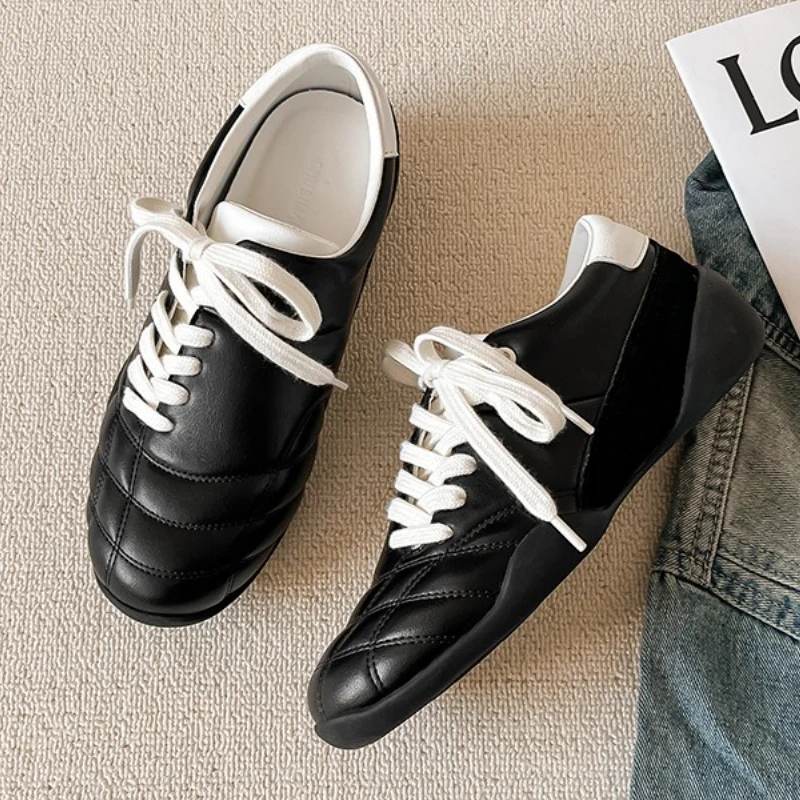 Осенние повседневные спортивные балетки, женские модные женские лоферы на шнуровке с круглым носком, удобные прогулочные кроссовки на мягкой подошве
Осенние повседневные спортивные балетки, женские модные женские лоферы на шнуровке с круглым носком, удобные прогулочные кроссовки на мягкой подошве