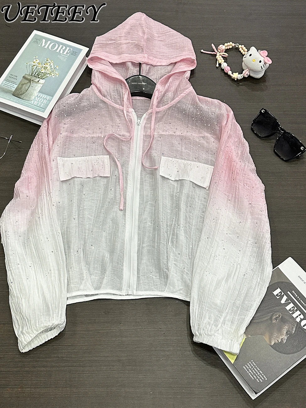 Sweet Heavy Industry Gradual Change Color Diamond Hooded Long Sleeve Top Women Loose Casual Thin Coat Summer New Sunscreen Shirt
Sweet Heavy Industry Gradual Change Color Diamond Hooded Long Sleeve Top Women Loose Casual Thin Coat Summer New Sunscreen Shirt