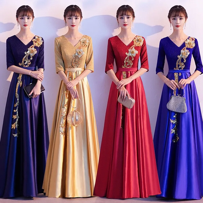 Grand and elegant long dress for college student group chorus competition performance
Grand and elegant long dress for college student group chorus competition performance